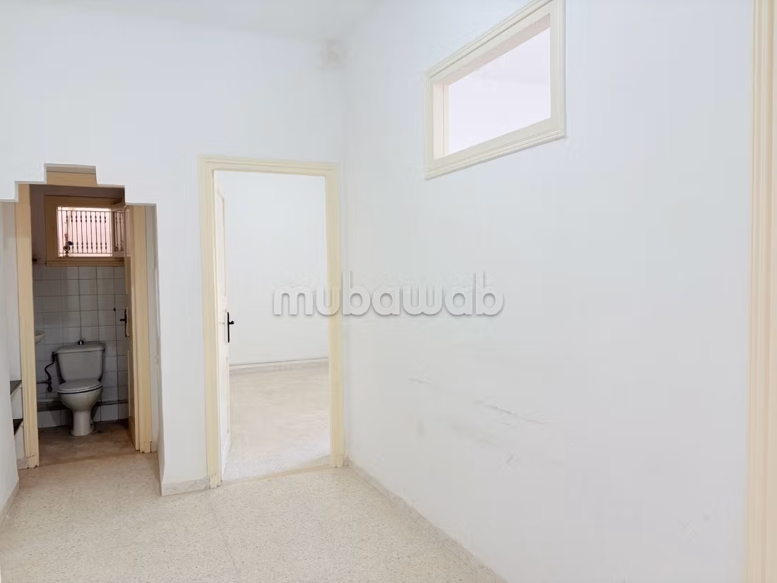 Ufficio in affitto 70 m² a Ben Arous
