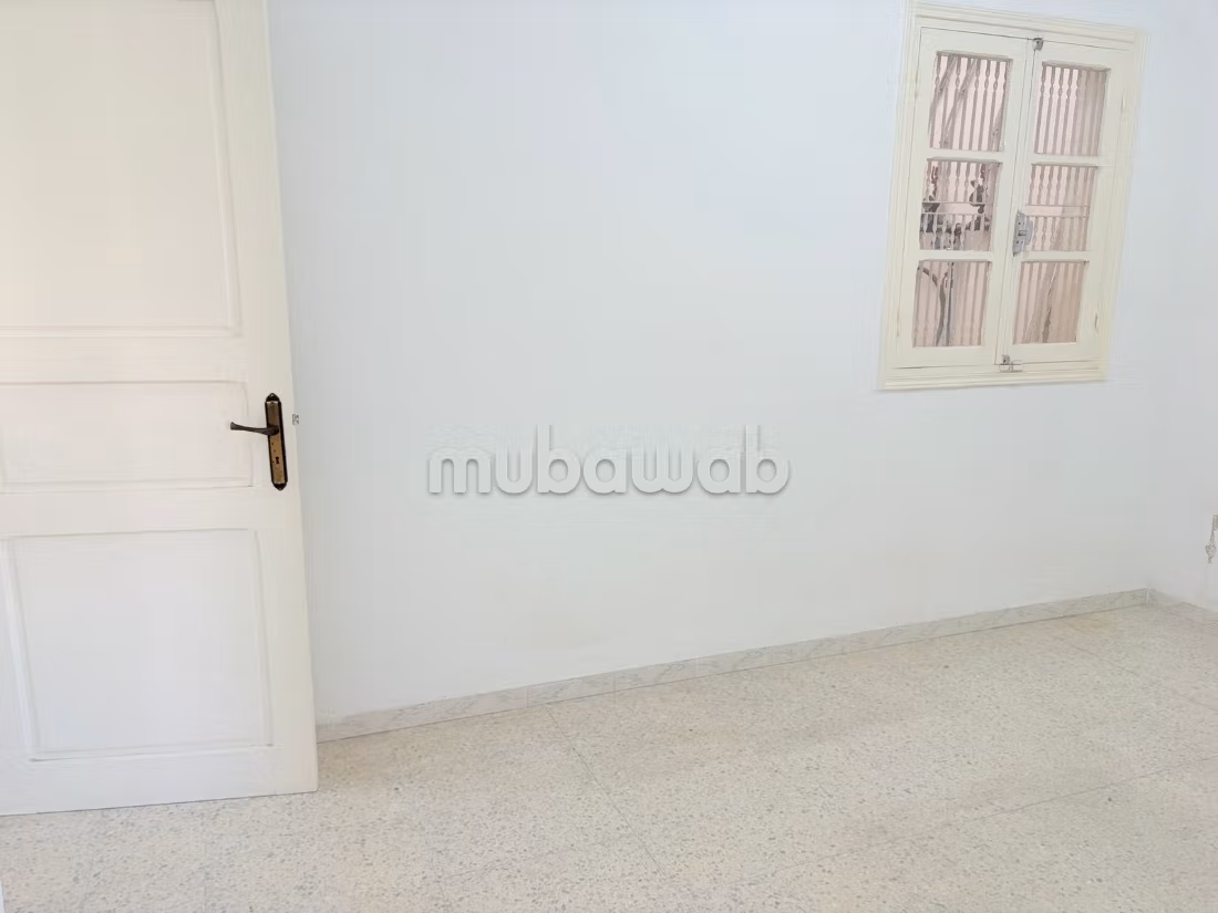 Ufficio in affitto 70 m² a Ben Arous