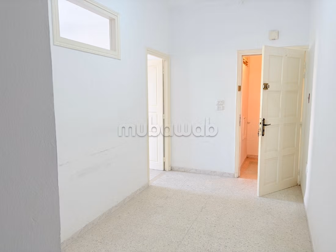 Ufficio in affitto 70 m² a Ben Arous