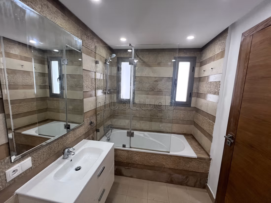 Villa non arredata con piscina in affitto - Dar Bouazza