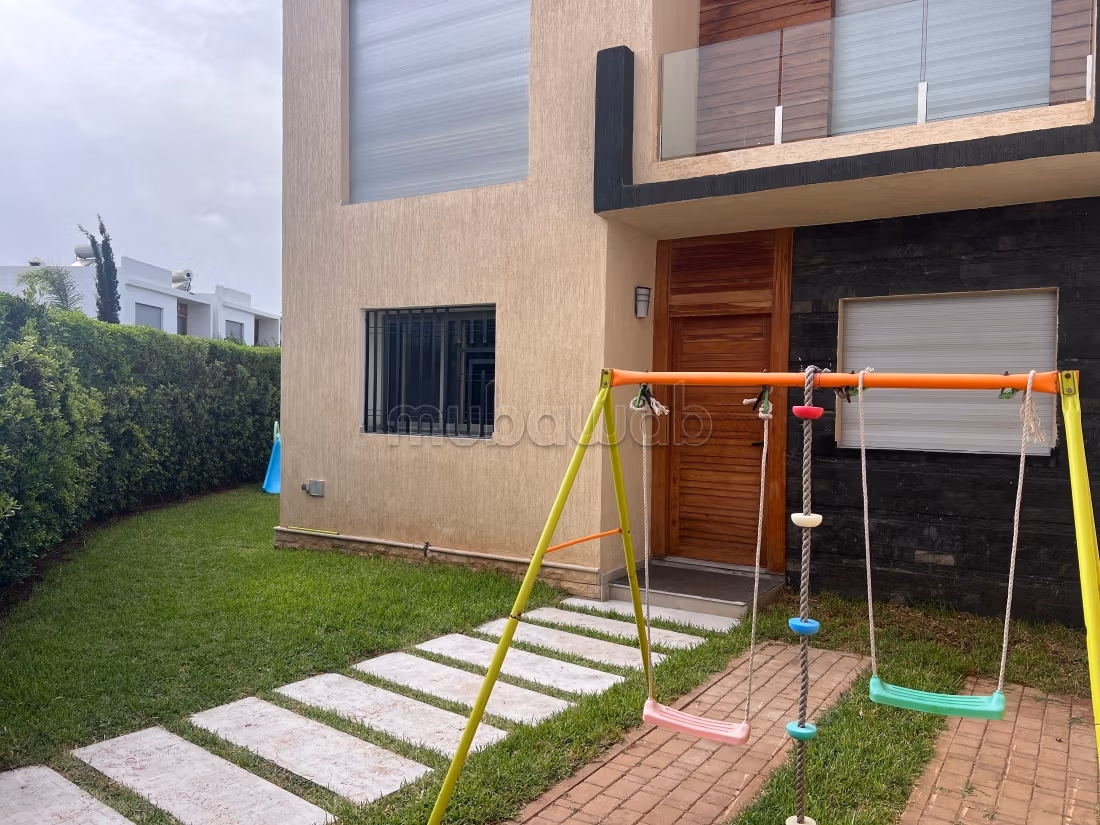 Villa non arredata con piscina in affitto - Dar Bouazza