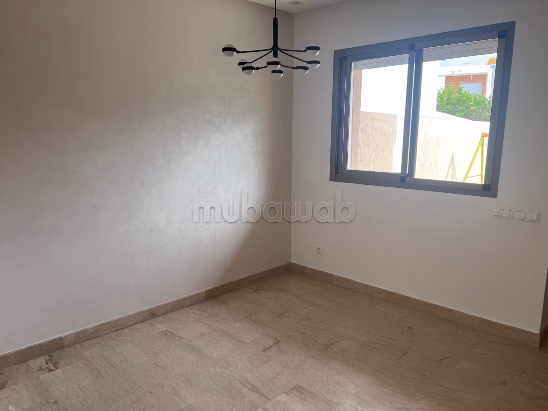 Villa non arredata con piscina in affitto - Dar Bouazza