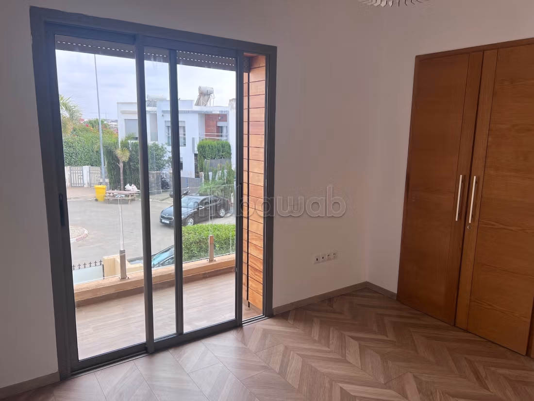 Villa non arredata con piscina in affitto - Dar Bouazza