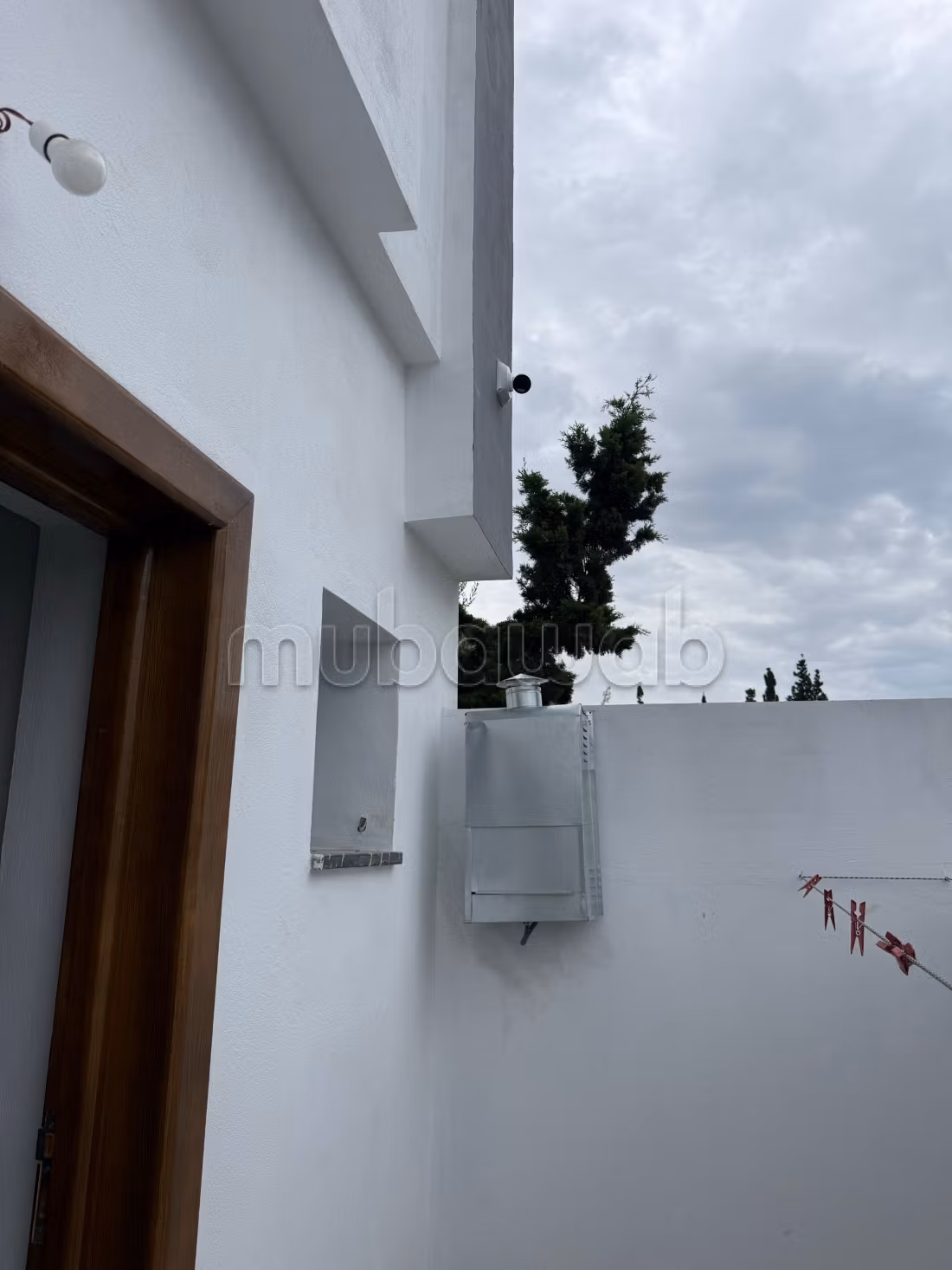Maison de haute qualité à vendre à Hammamet Nord. Surface totale de 135 m². Bien meublée
