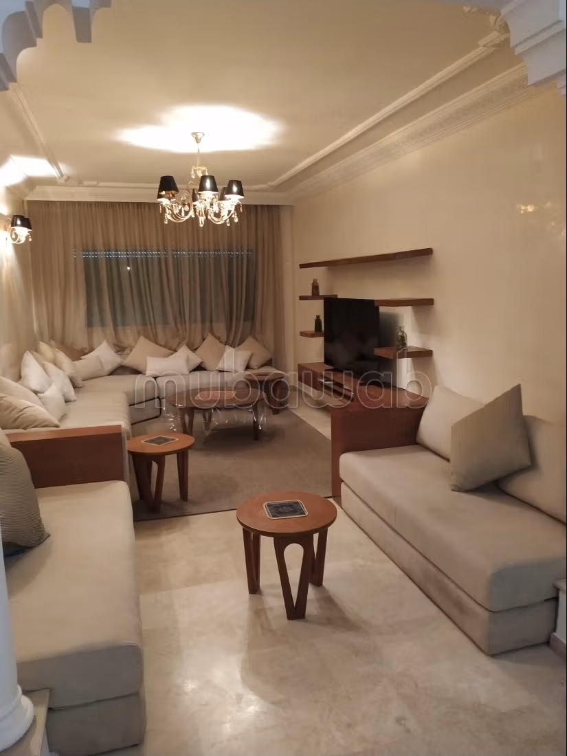 Louez cet appartement à Agdal. 3 chambres. Bien meublé
