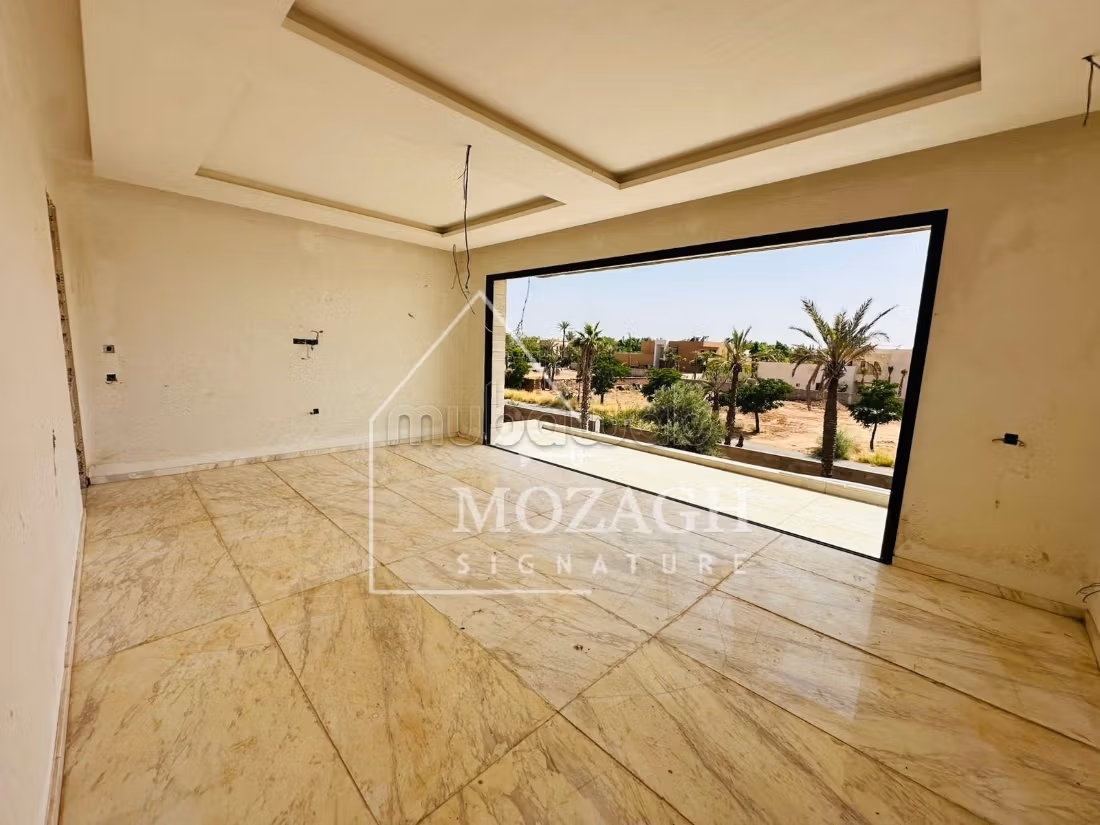Villa ultralusso moderna con due piscine private