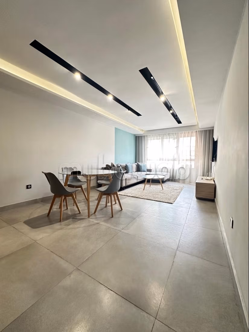 Très bel appartement en face twin center — 2