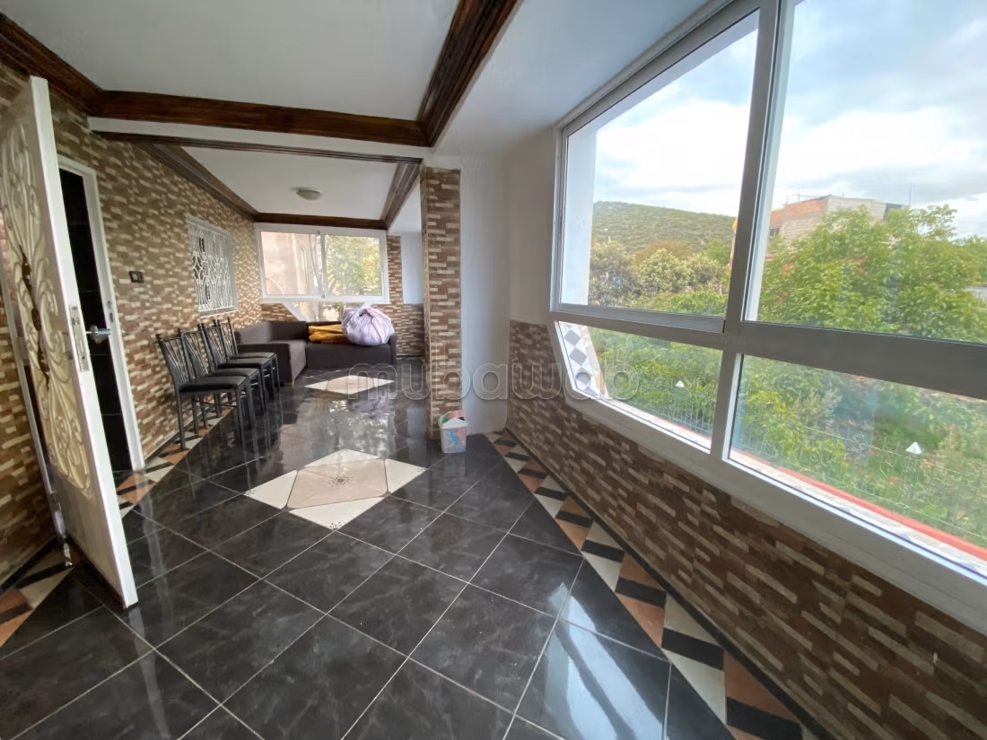 Villa style auberge titré