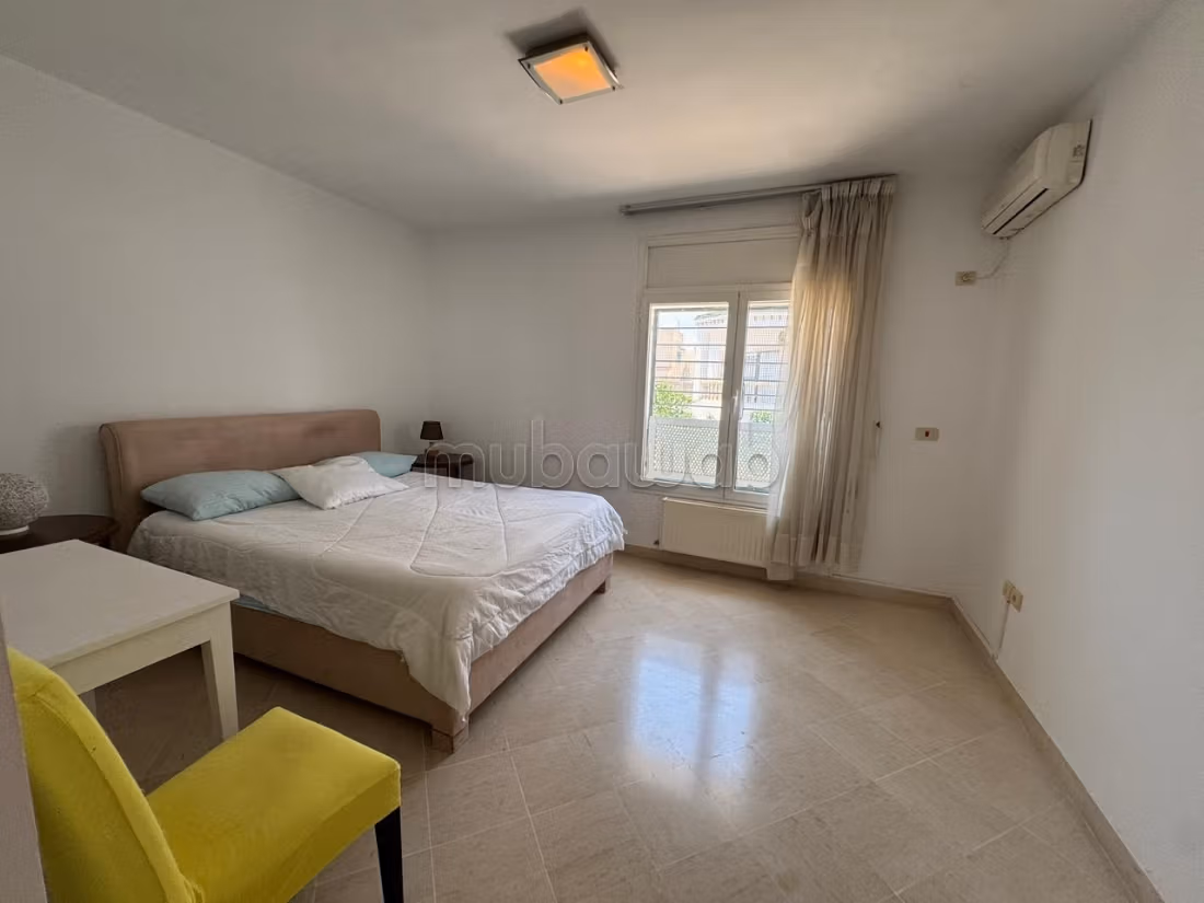 A louer un duplex indépendent s3 meublé à La Marsa