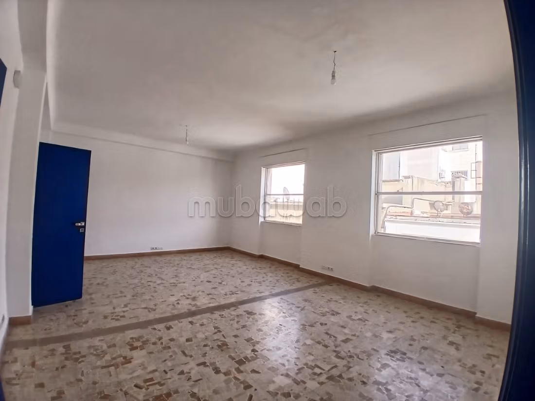 Bureau Vide A Louer Centre Ville 
Tanger