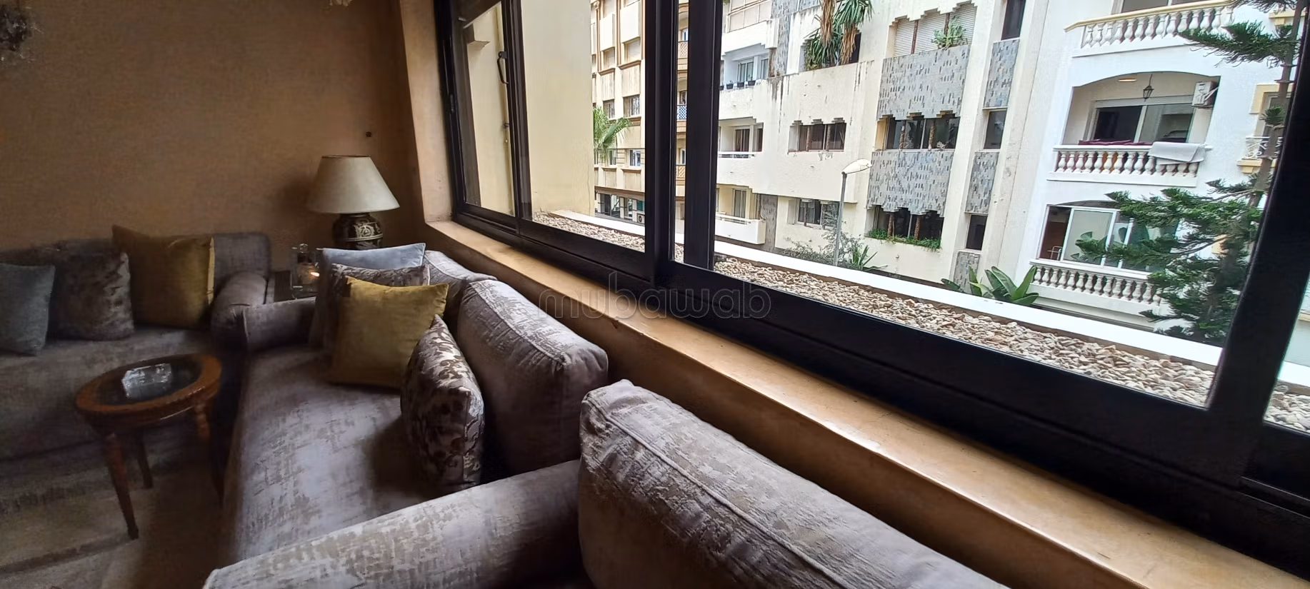 Appartement à vendre à Gauthier. 4 chambres agréables. Service de concierge, cheminée — 3