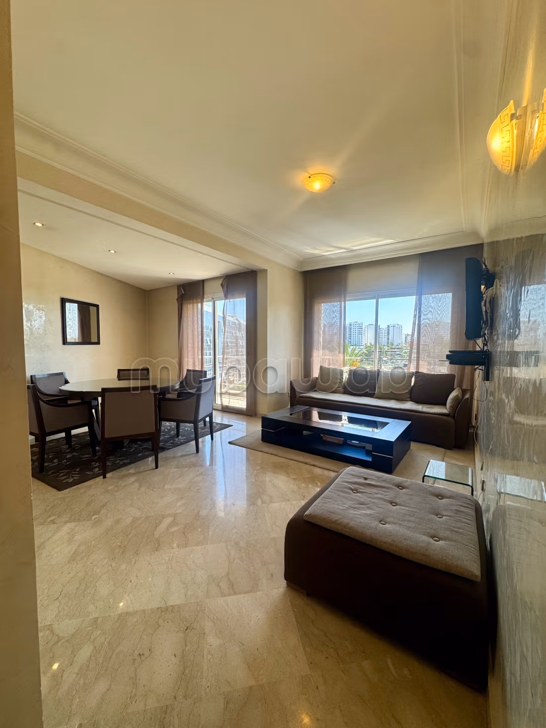 Appartement d’Exception avec Vue Imprenable sur le Parc – Racine