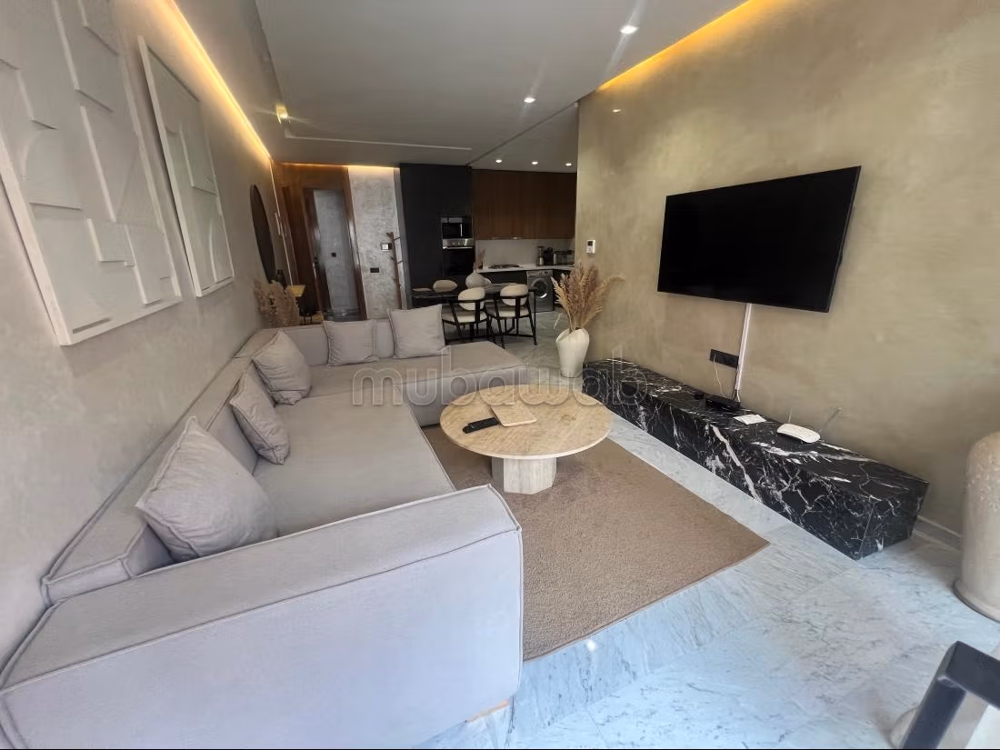 Spacieux appartement meublé à louer — 6