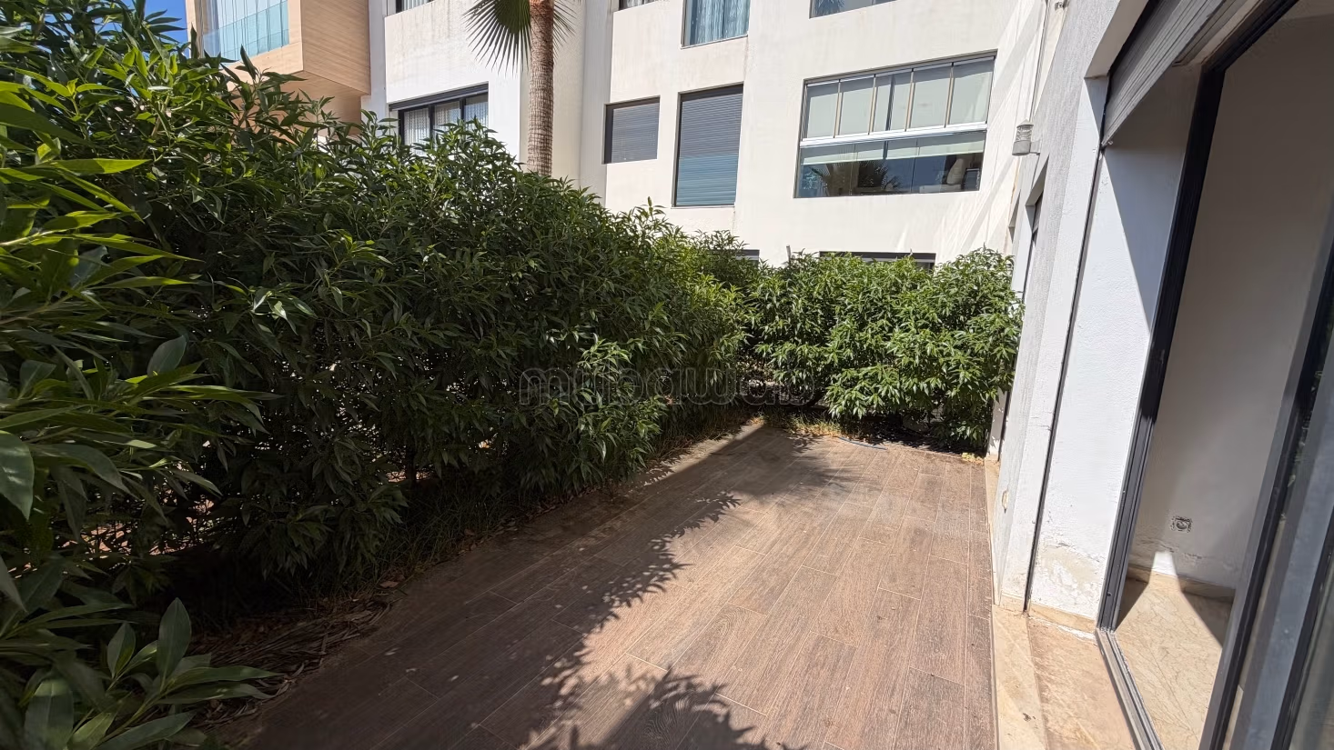 Ground floor apartment for rent in Darbouazza