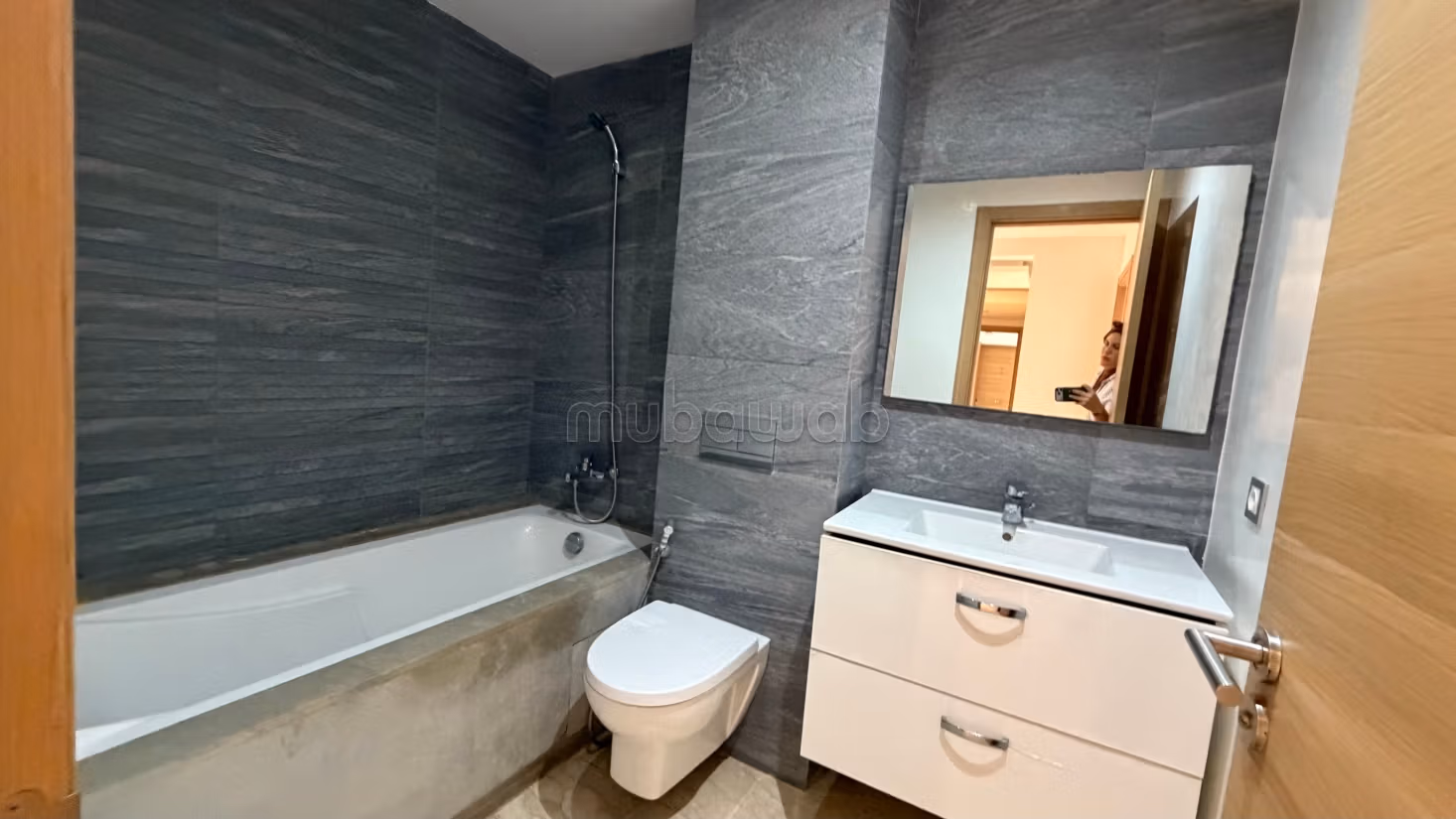 Ground floor apartment for rent in Darbouazza