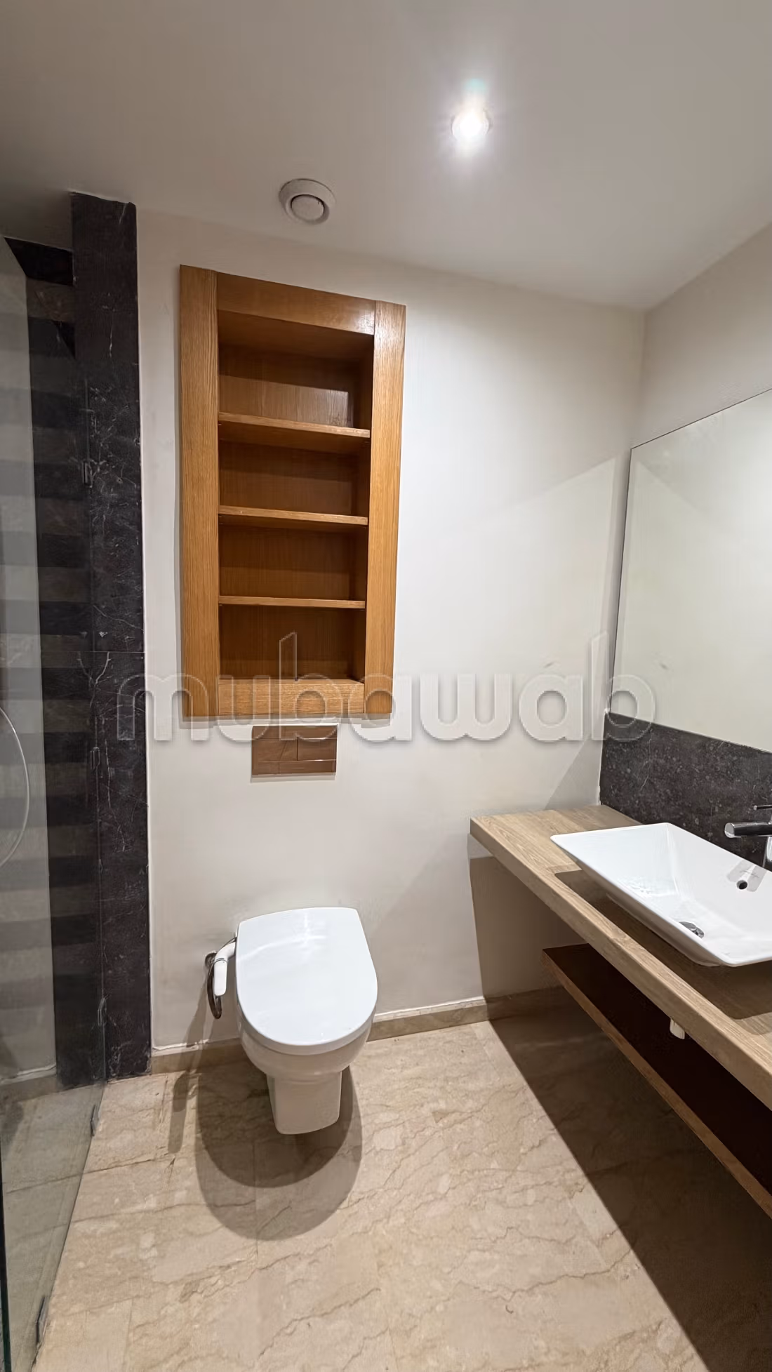 Ground floor apartment for rent in Darbouazza