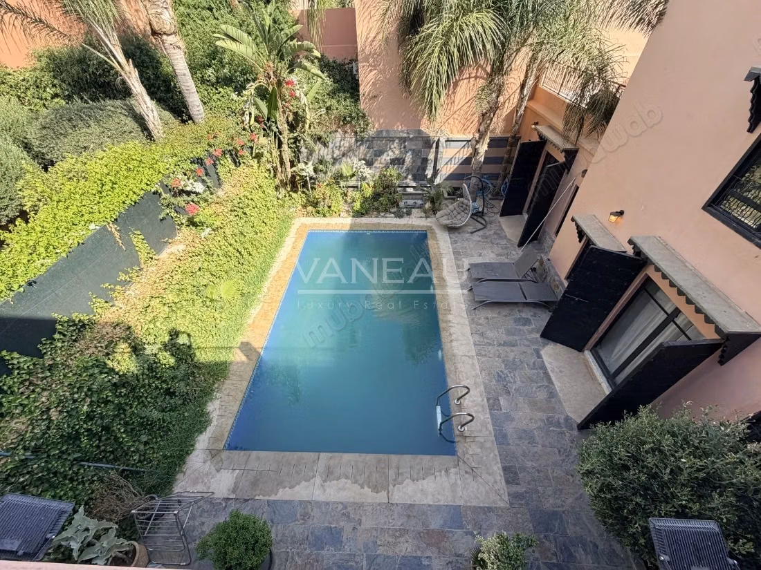 Villa 4 chambres avec piscine – Proche aéroport et centre ville