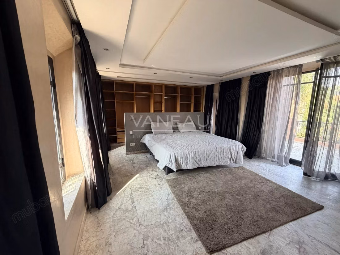 Villa 4 chambres avec piscine – Proche aéroport et centre ville