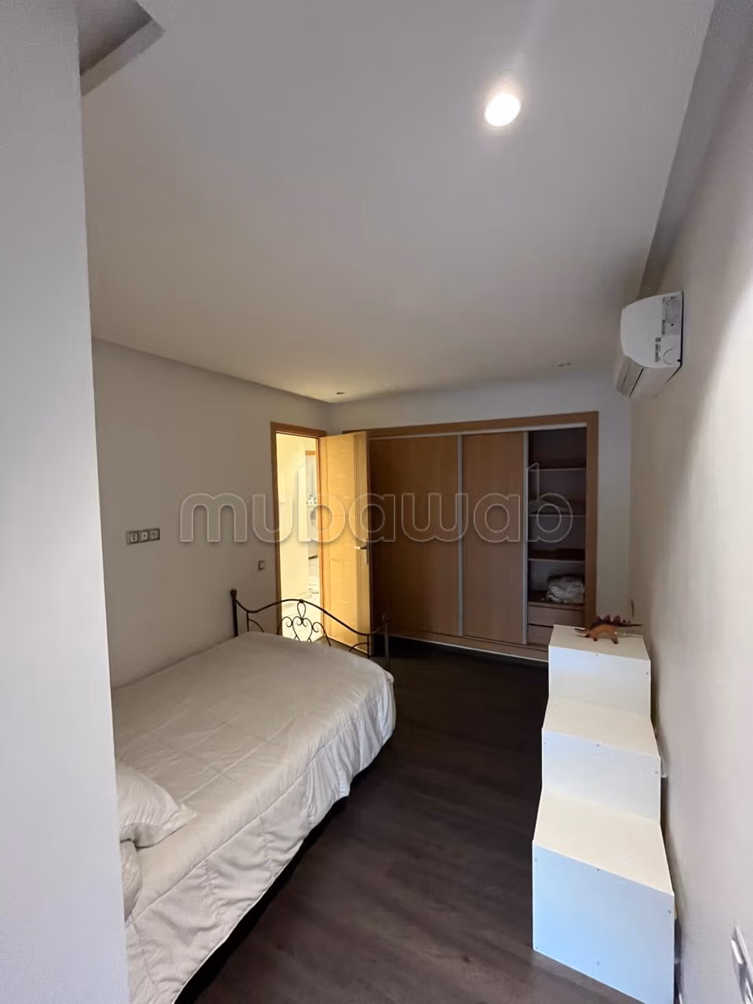 Appartement de trois façades deux chambres à victor Hugo — 3
