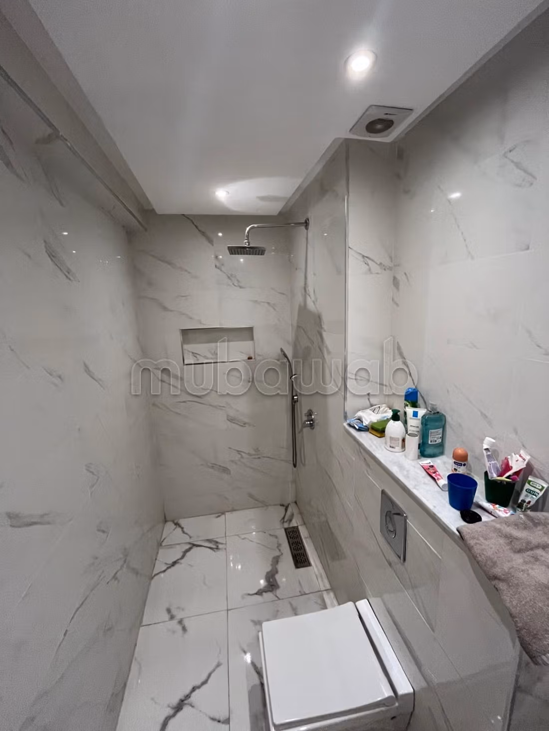 Appartement de trois façades deux chambres à victor Hugo — 4