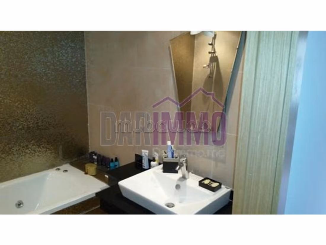 Locatie van gemeubileerd appartement op Nations Beach