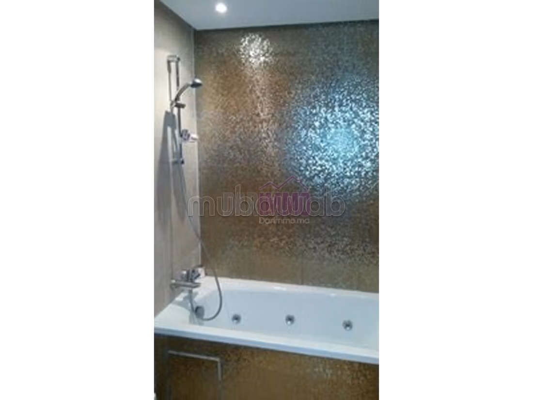 Locatie van gemeubileerd appartement op Nations Beach