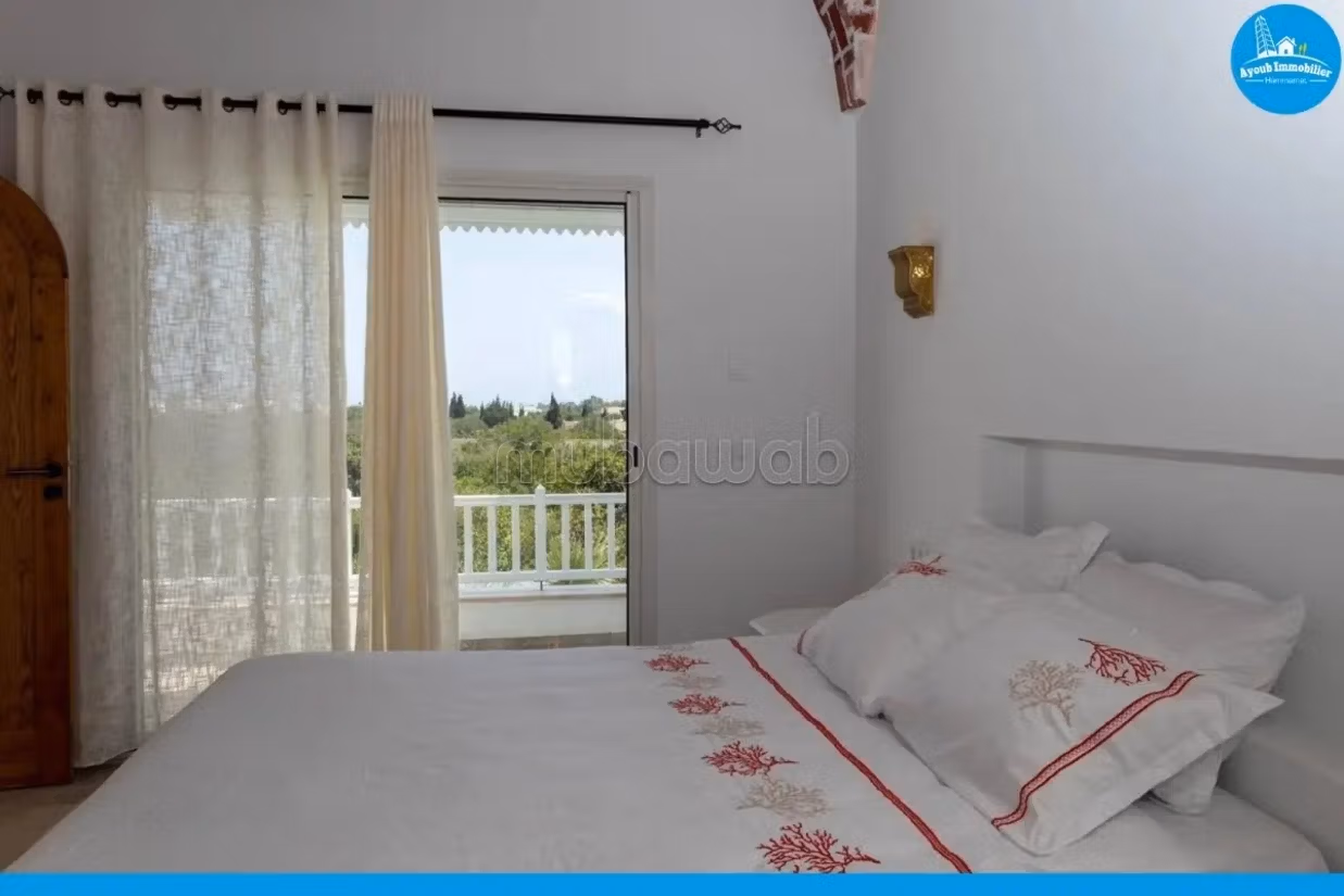Arabesque Villa
