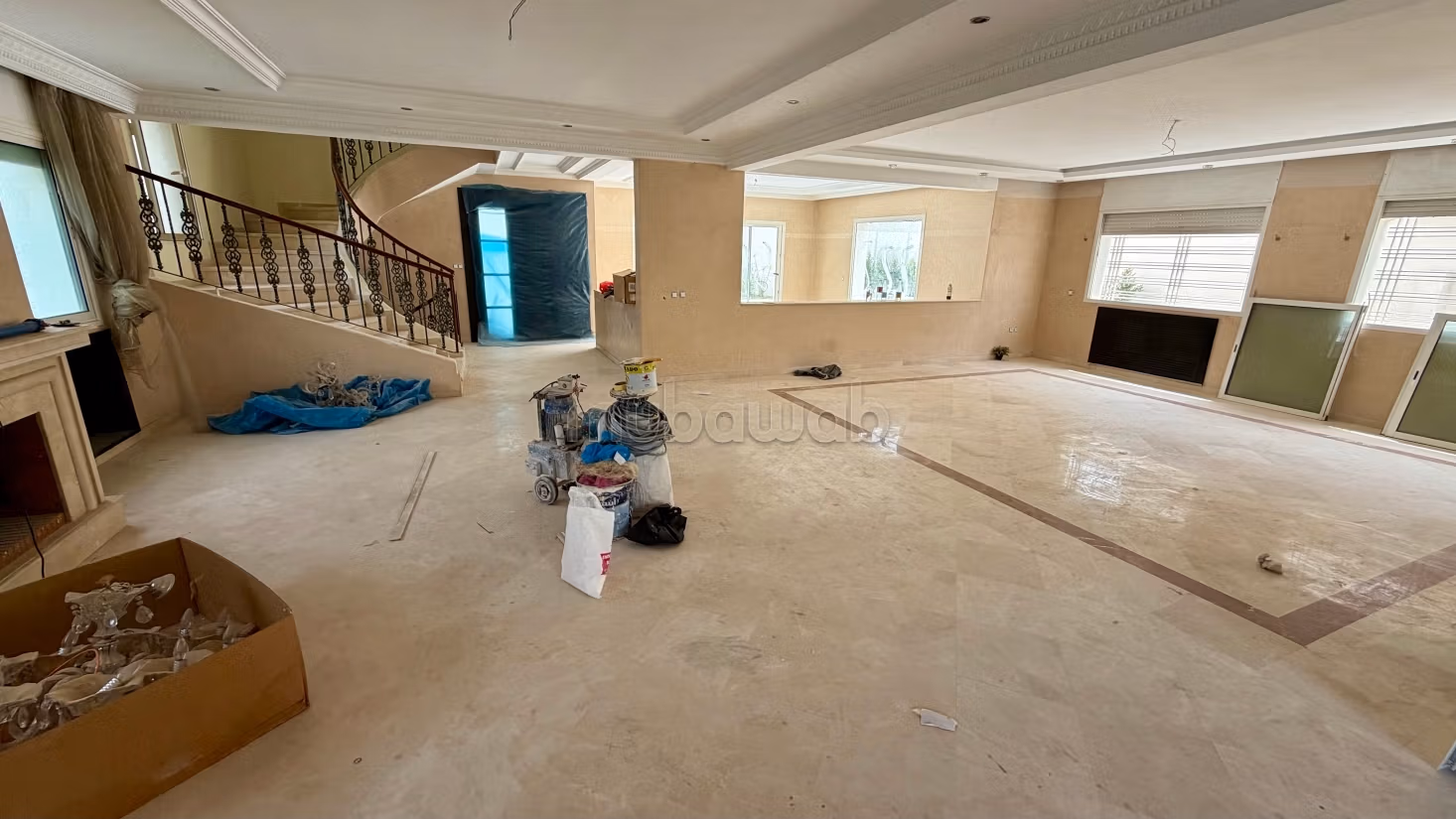 Meravigliosa villa in affitto a Riyad. 4 camere da letto. Ammobiliato