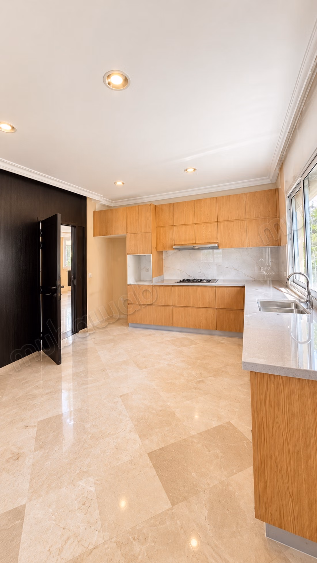 Villa vide 4 chambres à louer – Hay Riad – Rabat