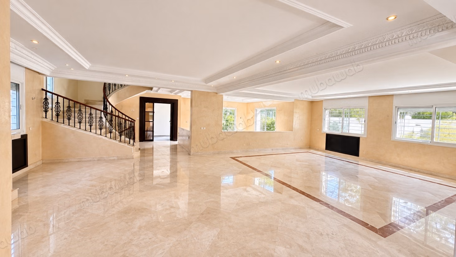 Villa vide 4 chambres à louer – Hay Riad – Rabat