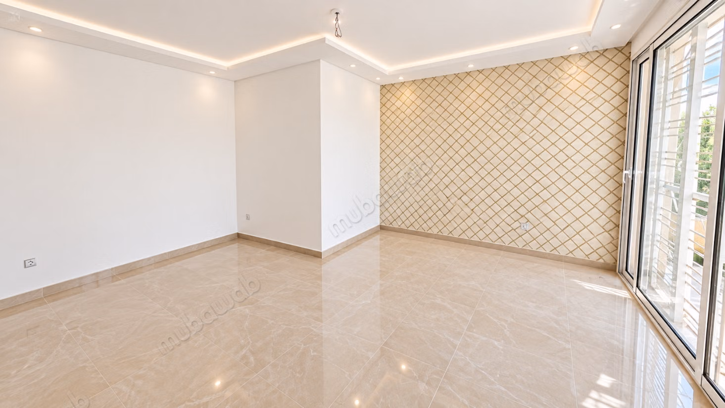Villa vide 4 chambres à louer – Hay Riad – Rabat