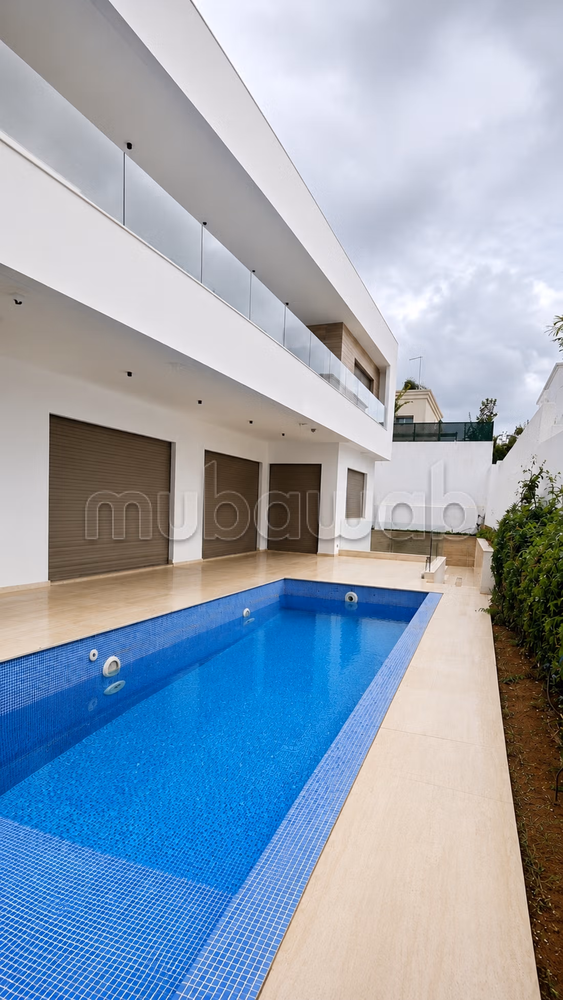 Villa vide de Prestige à Louer – Hay Riad, Rabat