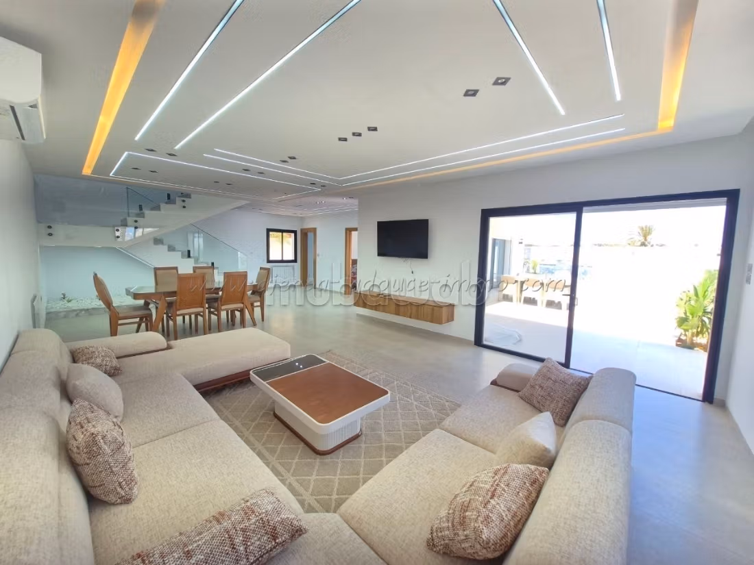 Affitto vacanze bella casa S4 ad Aghir