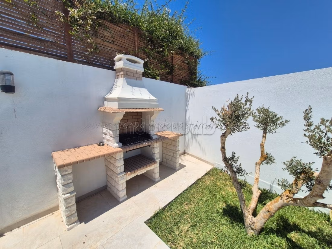 Affitto vacanze bella casa S4 ad Aghir