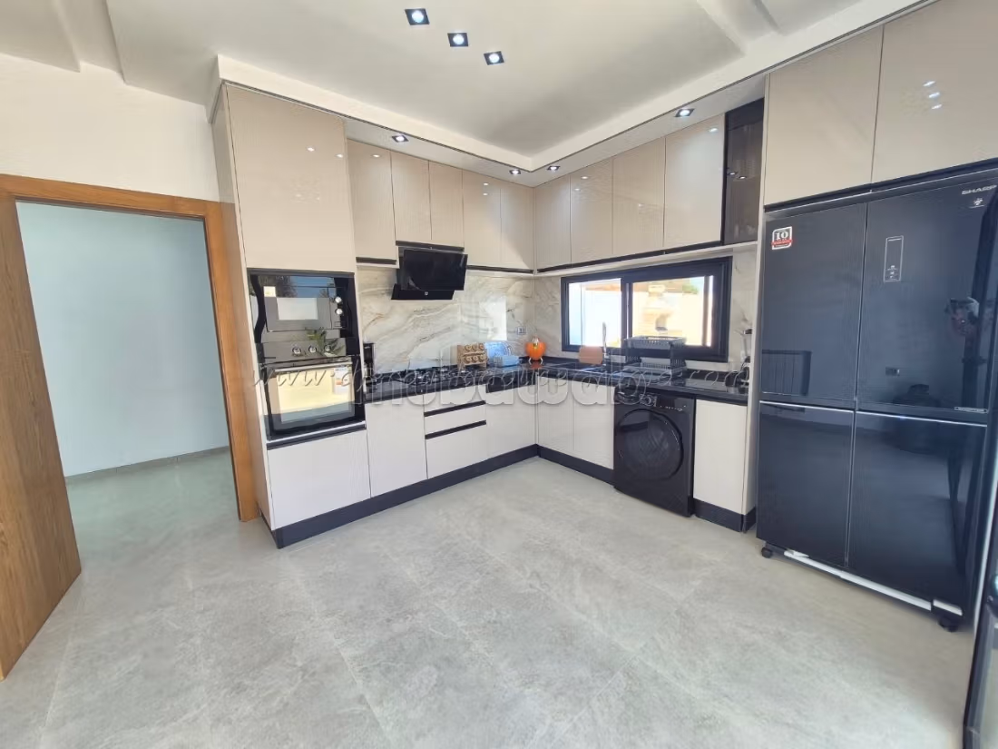 Affitto vacanze bella casa S4 ad Aghir