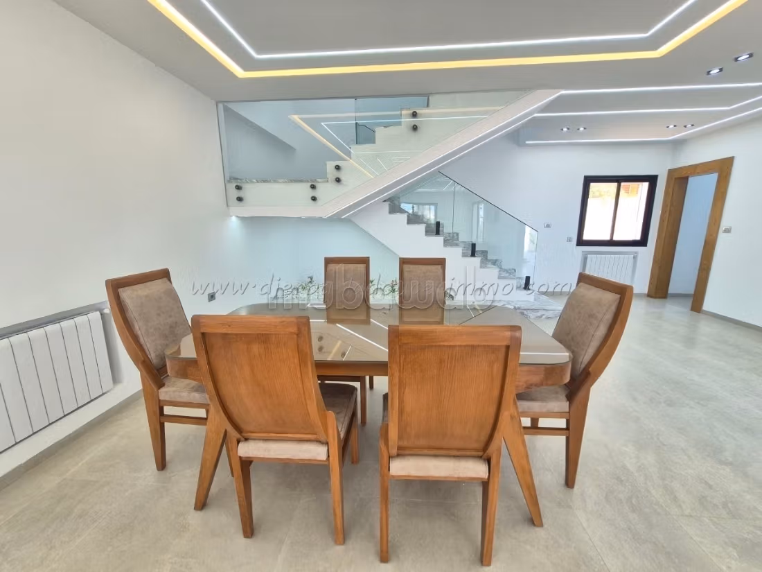 Affitto vacanze bella casa S4 ad Aghir