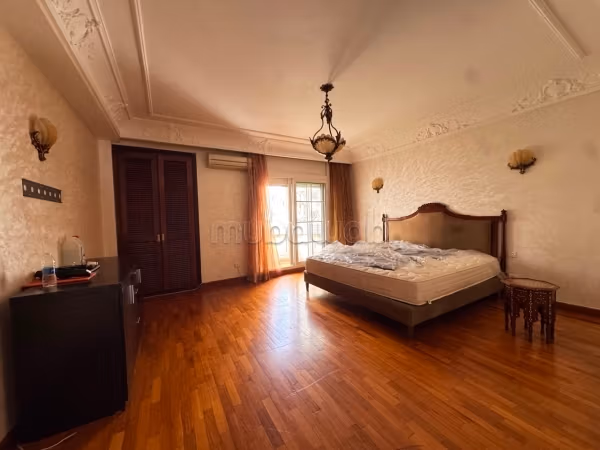 Apartamento en Ghautier 5 habitaciones para alquiler