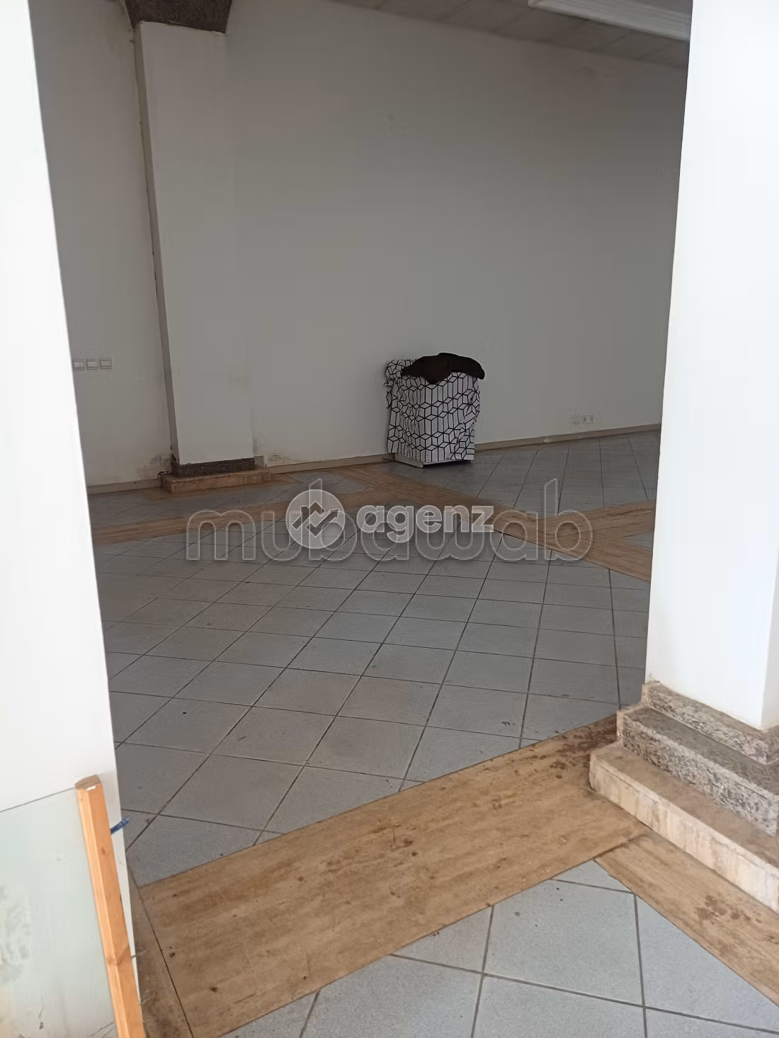 Winkel te koop 190 m² Anders Benslimane