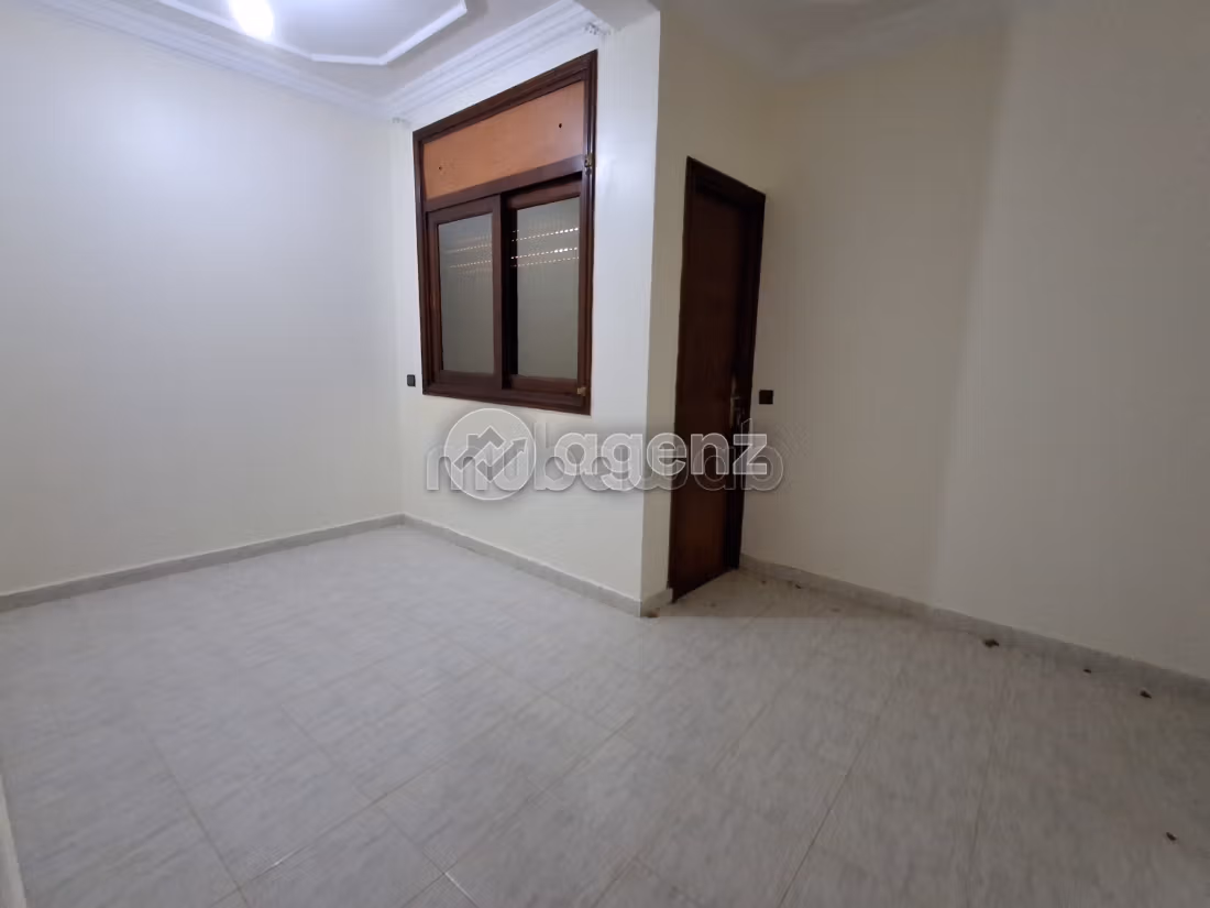 Appartement à vendre 97 m², 2 chambres Hssaine Salé
