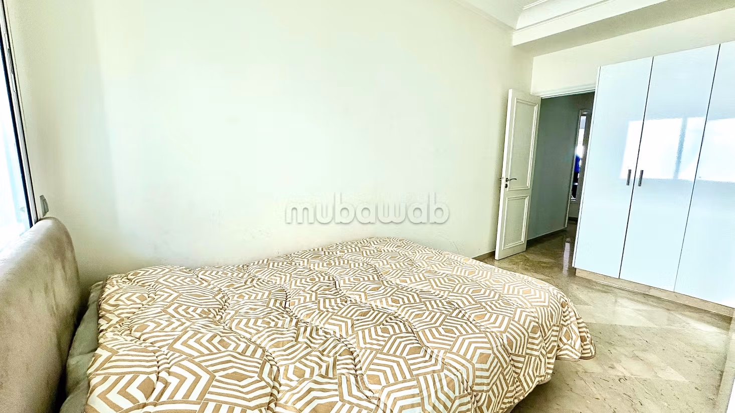 Appartement 141 m² à Bourgogne Est — 16