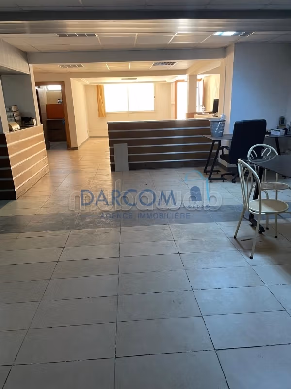 À vendre bureau 278 m² aux jardins l'Aouina