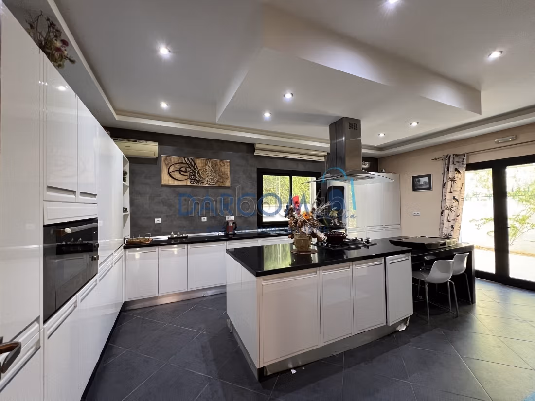 À vendre une somptueuse villa au Lac II