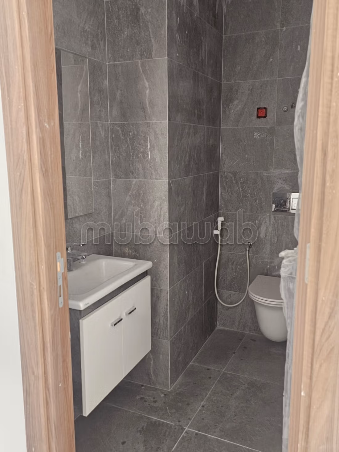 Bureau 100m² près de la gare TGV de Tanger à louer