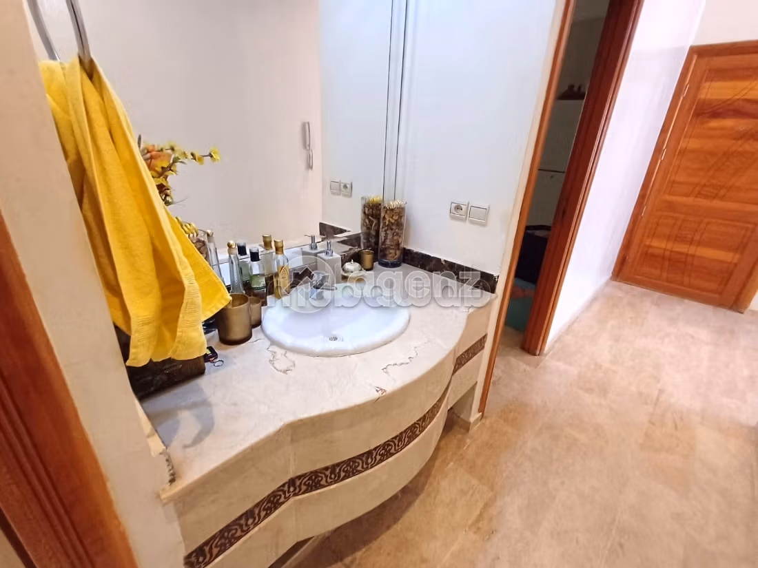 Appartement te koop 127 m², 3 slaapkamers Route Immouzer Fez