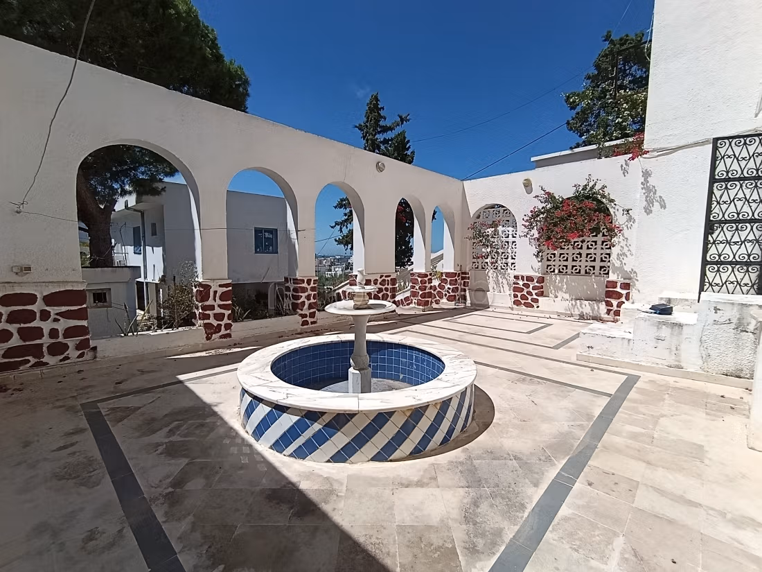 In vendita Casa con studio indipendente a Hammam Lif
