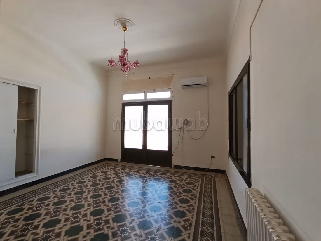 In vendita Casa con studio indipendente a Hammam Lif