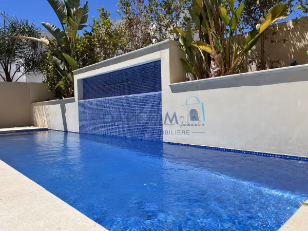 New triplex of 241.5 m² at the Gardens of Carthage