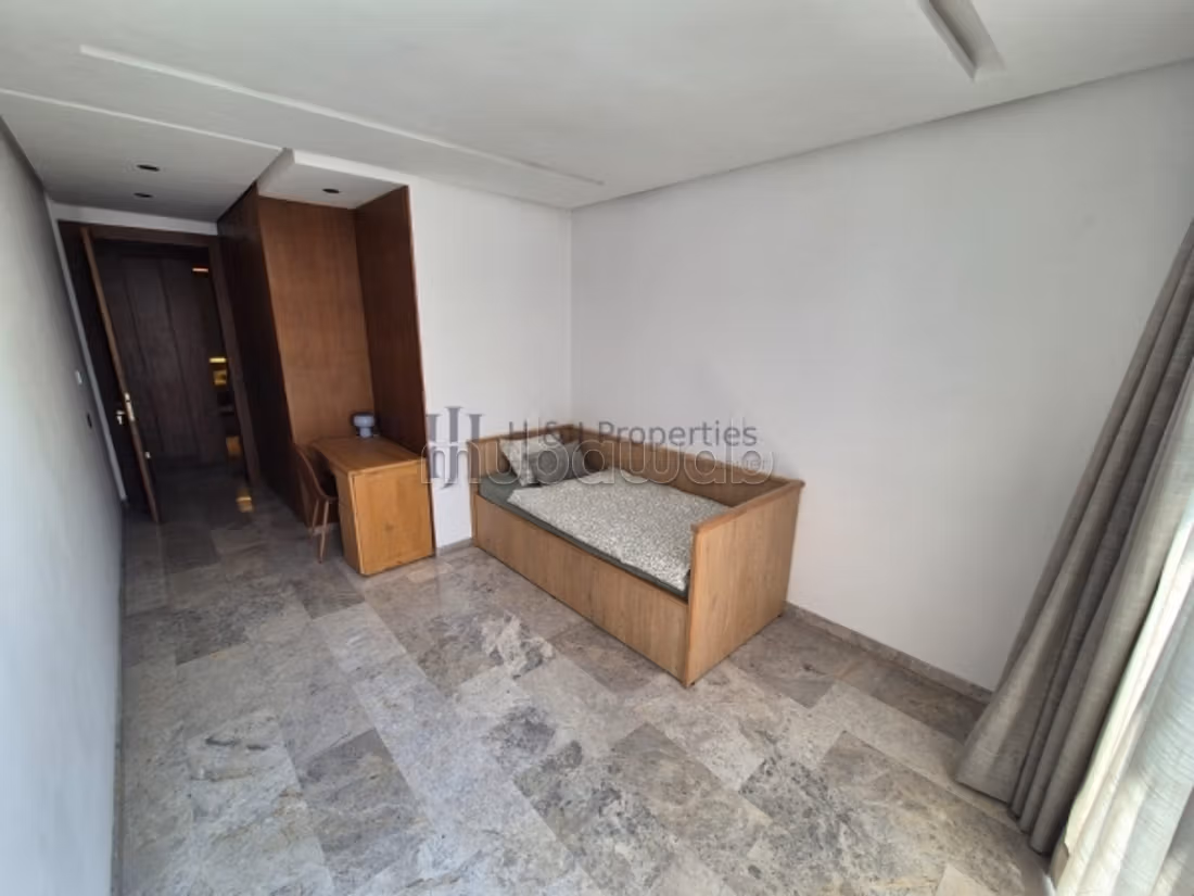 T3 meuble de 124 m2 terrasse 2 chambres — 4