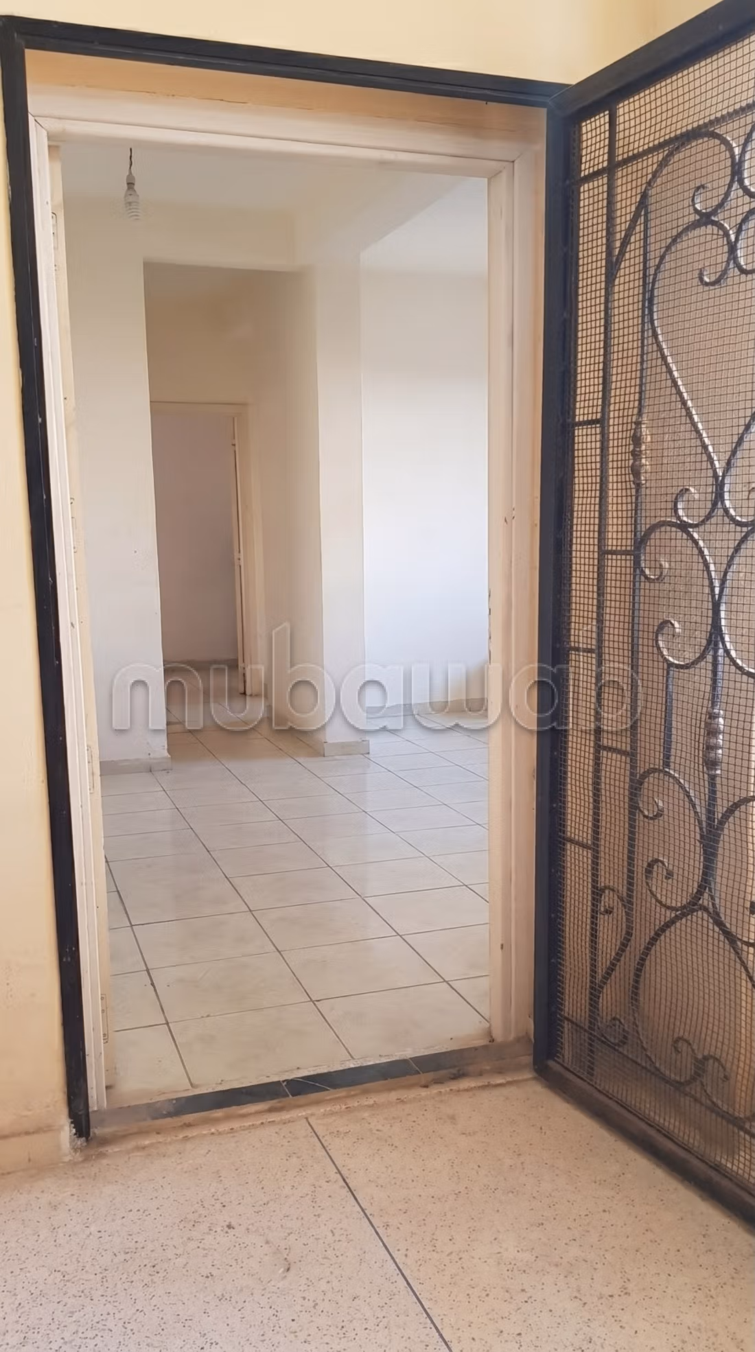 Appartement a vendre adrar 56m2 
1ere etage