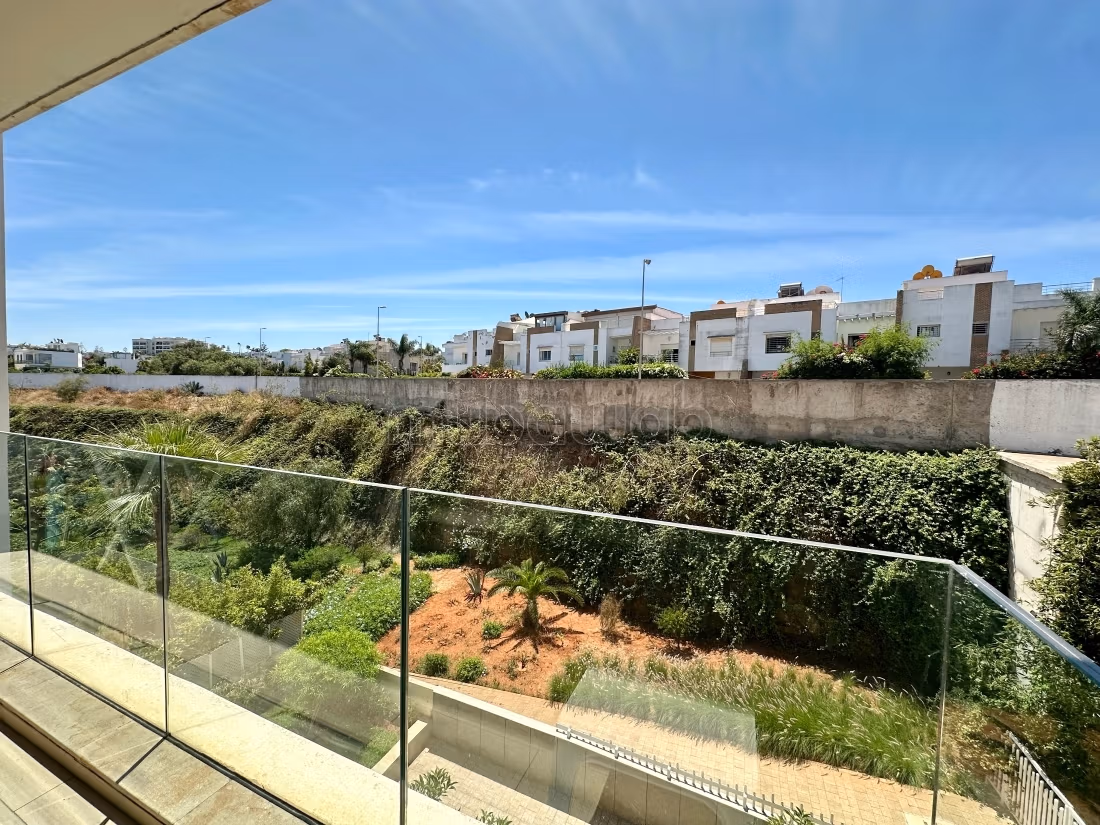 Appartement 200 m² à Ain Diab — 13